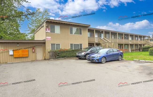 1 bed, 1 bath, 585 sqft, $1,195, Unit E2