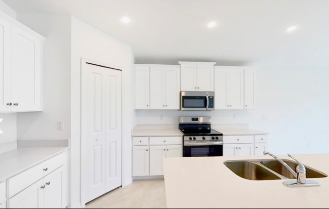836 DURDEN PKWY
