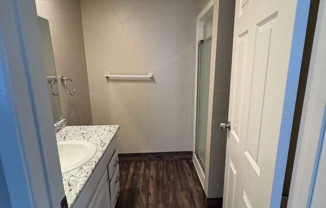 3 beds, 2 baths, 1,440 sqft, $1,899, Unit 189