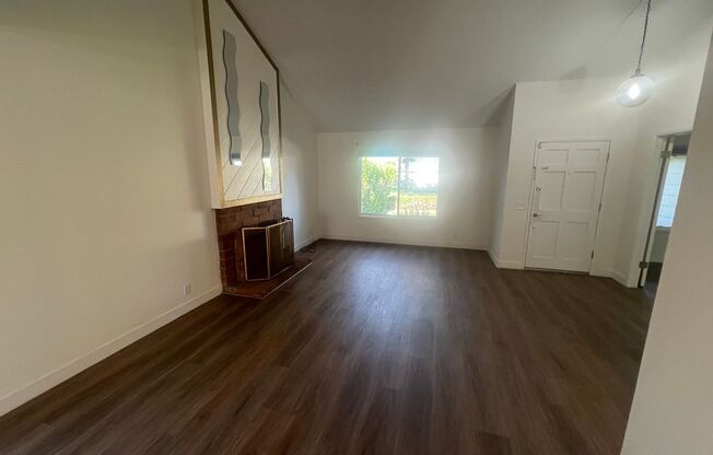 Beautiful 4 bed 2 bath home in San Jose with AC. Must See!