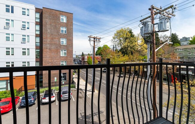 Studio, 1 bath, 571 sqft, $1,550, Unit 308