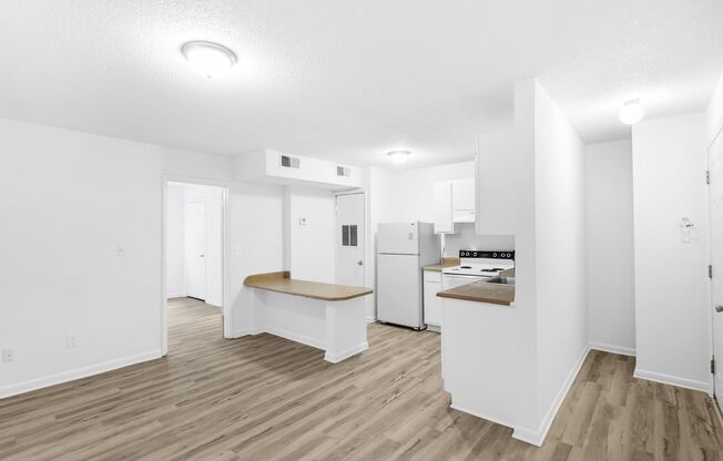 1 bed, 1 bath, 500 sqft, $793, Unit 5