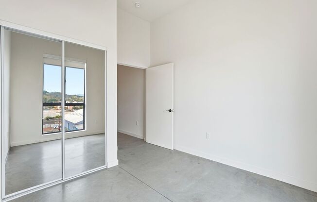 2 beds, 1 bath, 695 sqft, $2,495, Unit 616