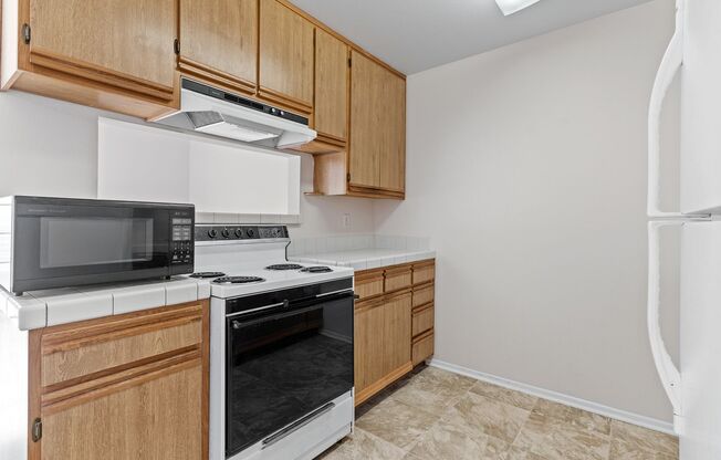 1 bed, 1 bath, 609 sqft, $1,650, Unit 305