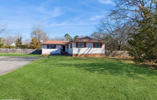 Long or Short term , NO HOA, fully furnished rental in SC!