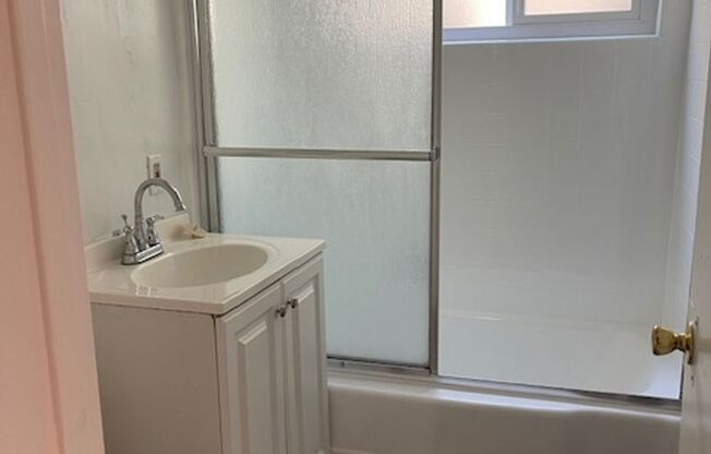 1 bed, 1 bath, $1,795, Unit 110