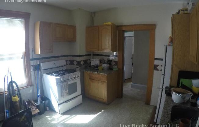 132 GLENVILLE AVE