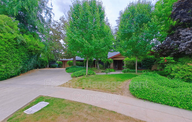 6690 N FELAND