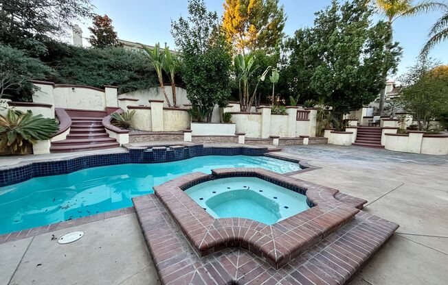 Stunning 4-Bedroom Home in Anaheim Hills!