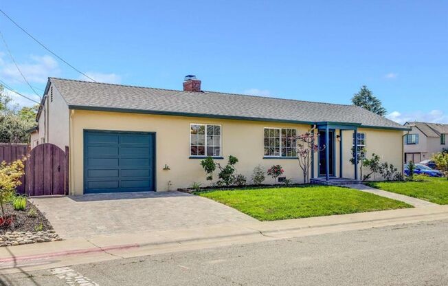 948 E Grant Place- Sunnybrae Charmer