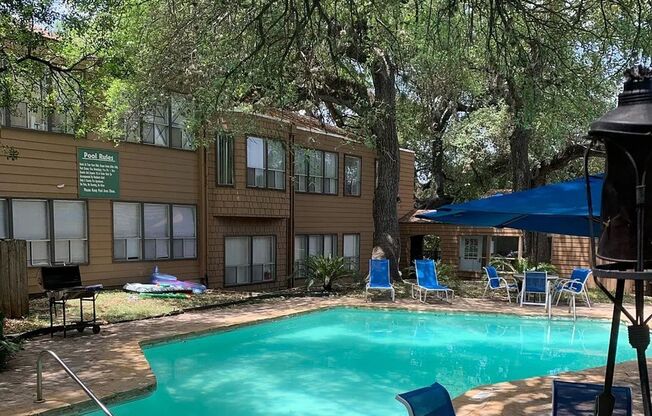 Alamo Heights Treehouse