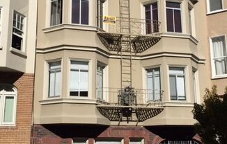 105 (1732 Washington)