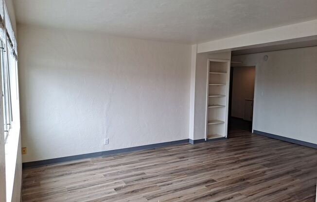 1 bed, 1 bath, 645 sqft, $1,050, Unit 801