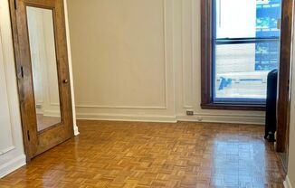 530 W. Diversey