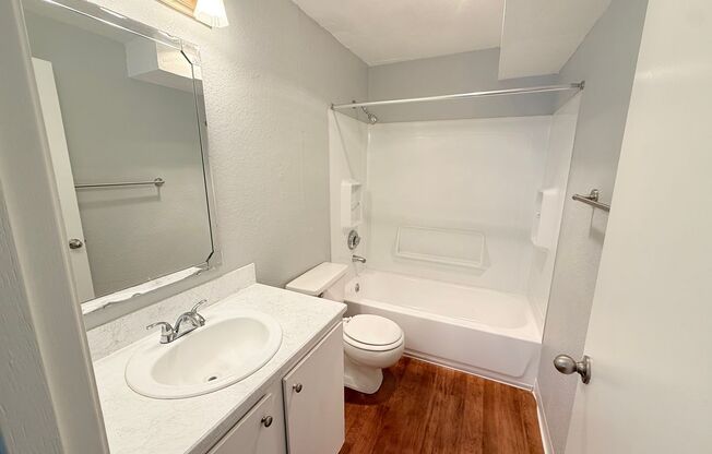 2 beds, 2 baths, 1,000 sqft, $1,695, Unit D - 107