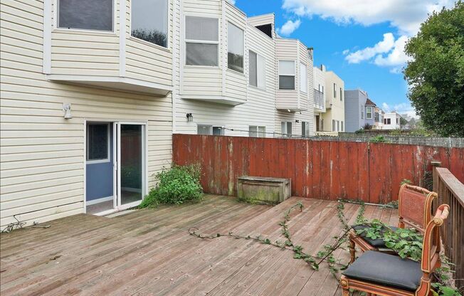 $4,500 / 3br - Fabulous 3 bed, 2 bath in San Francisco (Upstairs unit)