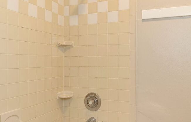 Studio, 1 bath, 282 sqft, $1,225, Unit Mayfair - 37
