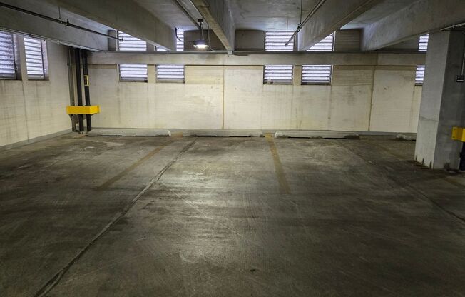 2 beds, 1 bath, 880 sqft, $2,500, Unit 809