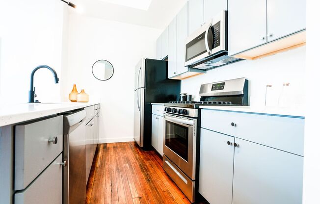 1 bed, 1 bath, 730 sqft, $1,808, Unit 100-405