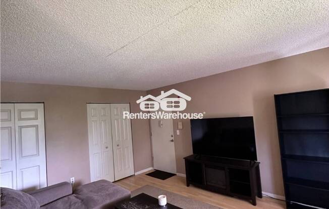 2740 ROSALYN CT
