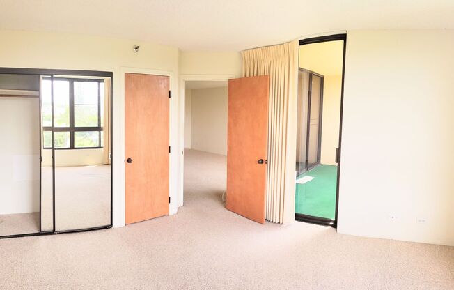 Salt Lake Plaza Landmark 1 Bedroom 1 Bathroom 1 Park Condominium