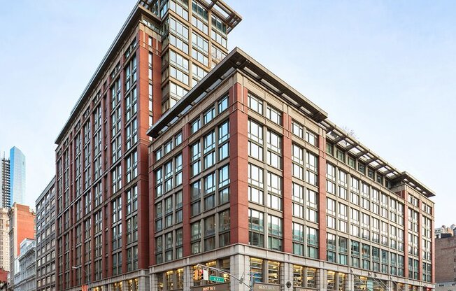 1 bed, 1 bath, $5,500, Unit 812