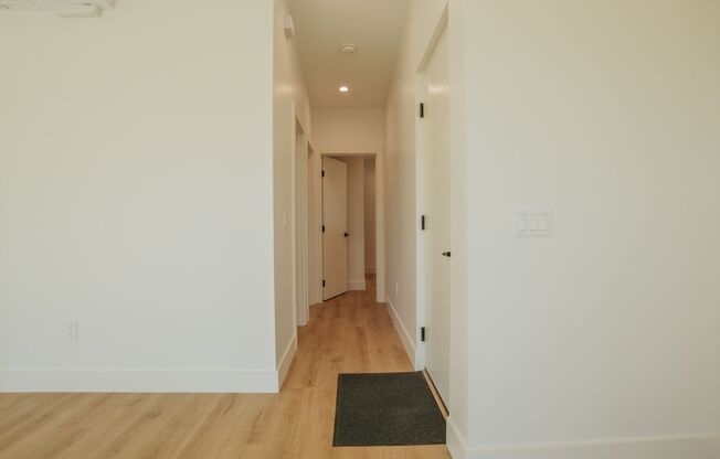 2 beds, 1 bath, 850 sqft, $3,200, Unit 2322 F Street