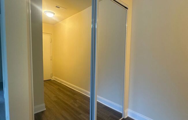 2 beds, 2 baths, 1,000 sqft, $2,250, Unit 14200 #303