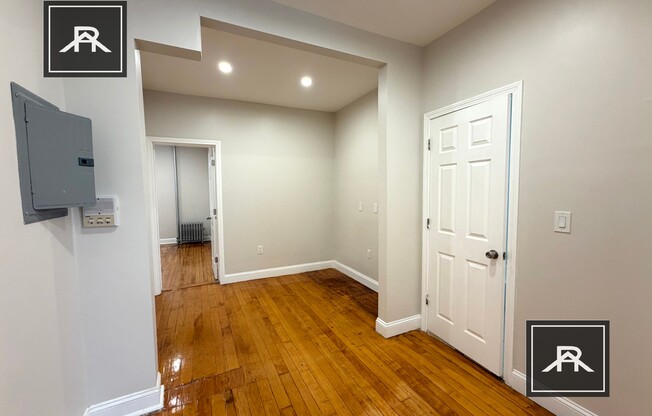 1212 COMMONWEALTH AVE