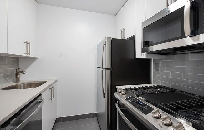 Studio, 1 bath, 531 sqft, $3,638, Unit 5-H