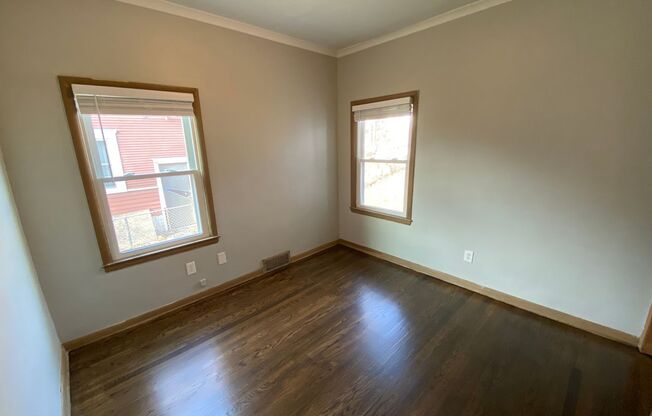 3 beds, 1 bath, $1,395