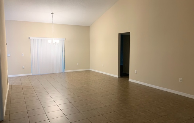 3 beds, 2 baths, $1,895