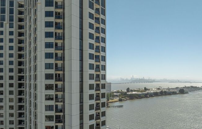 2 beds, 1 bath, $3,400, Unit APARTMENT 517