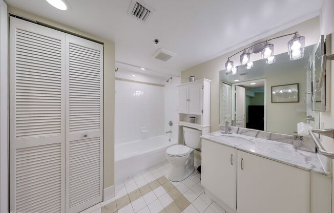 1 bed, 1 bath, $2,950, Unit APT 3506