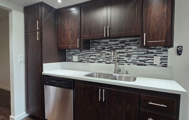 1 bed, 1 bath, 700 sqft, $2,195, Unit 315