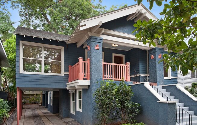 2210 Nashville Ave