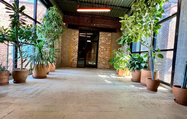Lofts At Abrams Fixtures
