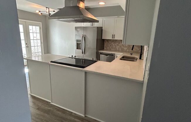 Limited-Time Offer: 50% Off First Month’s Rent + $200 Off Security Deposit!