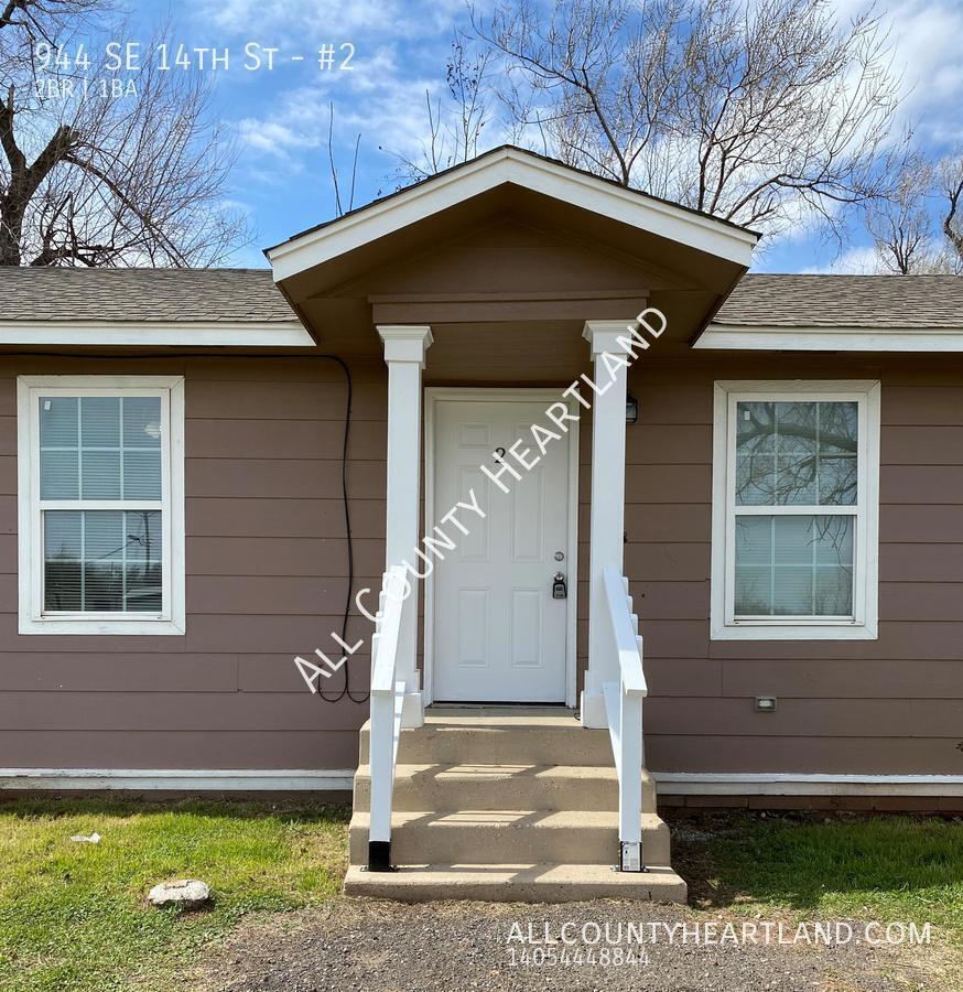 944 SE 14 ST