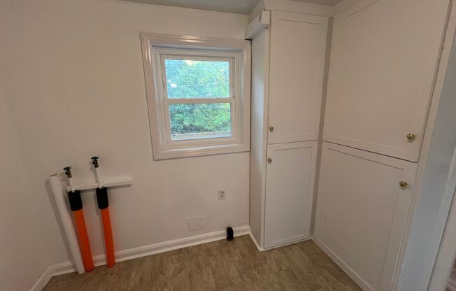 2 beds, 1 bath, $825