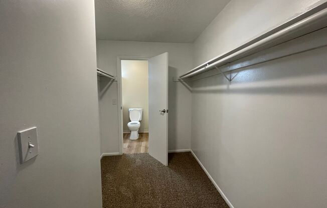 1 bed, 1 bath, 754 sqft, $1,150, Unit 8705-104