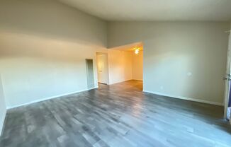 2 beds, 1 bath, 950 sqft, $2,295, Unit E