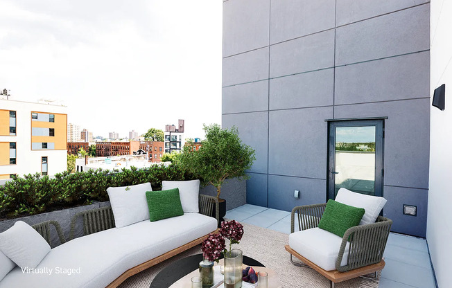 2 beds, 1 bath, $4,500, Unit 512