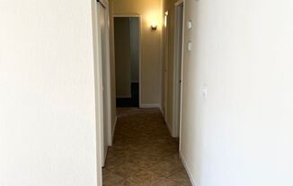 4838 E Huntington Ave