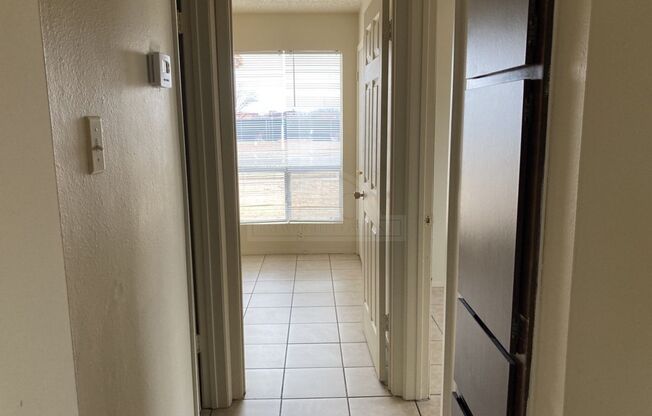 3 beds, 2 baths, $1,395, Unit # GRANT