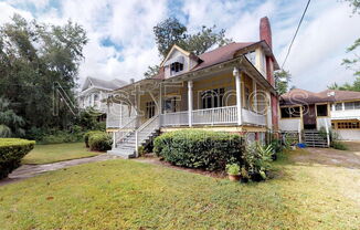 2145 Oak Street - Unit D Two Bedroom
