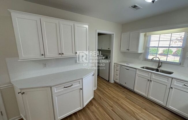 2 beds, 2 baths, $1,549