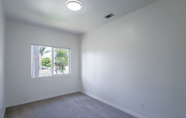 Beautiful 3 Bedroom 2 Bath Home!