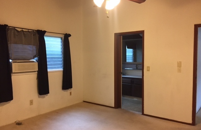 3 beds, 2 baths, $4,000