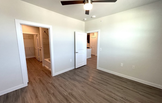 3001 NE INNER LOOP